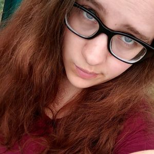 Meet your Posher, Lea